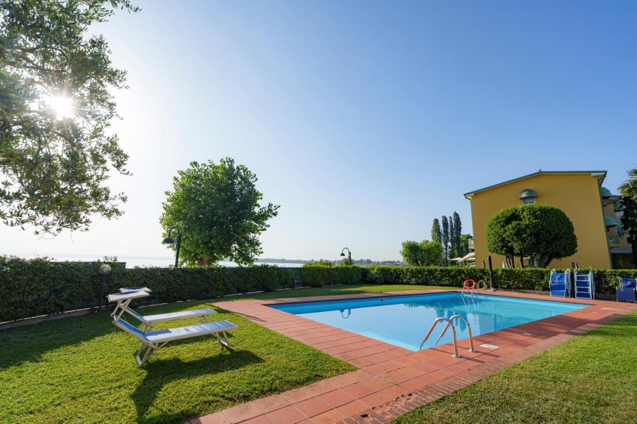 Lake Apartment Primea Sirmione Kültér fotó